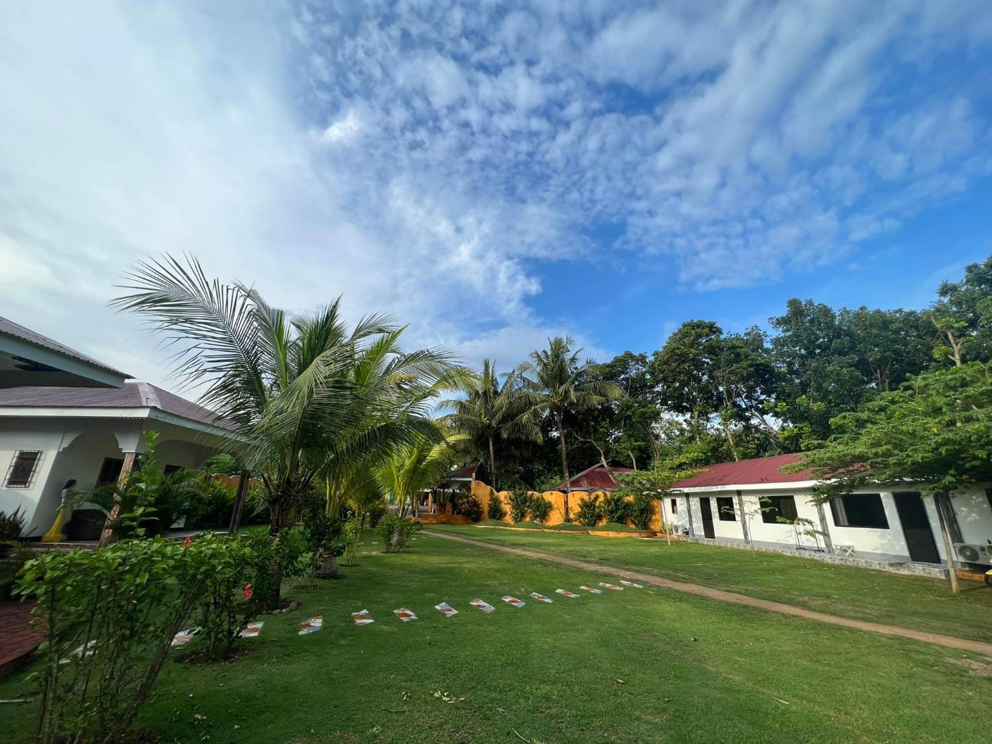 E&N Paradise Island Resort Siquijor Exterior foto